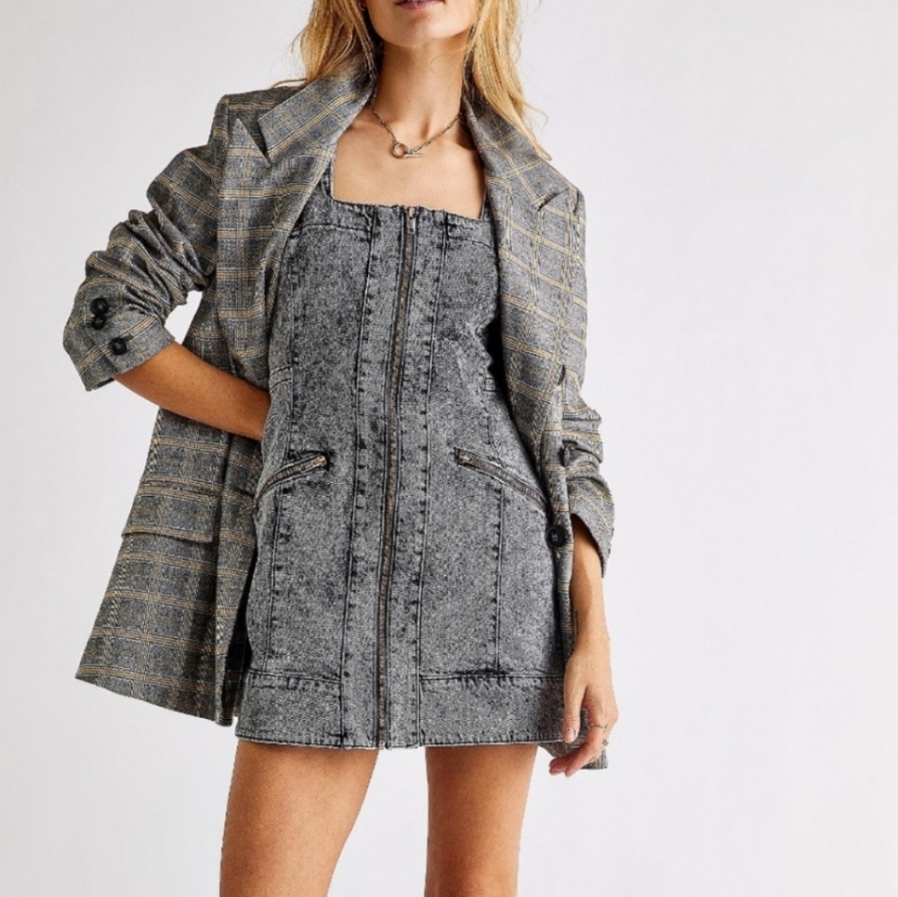 Free People Johnny Denim Dress

NWT